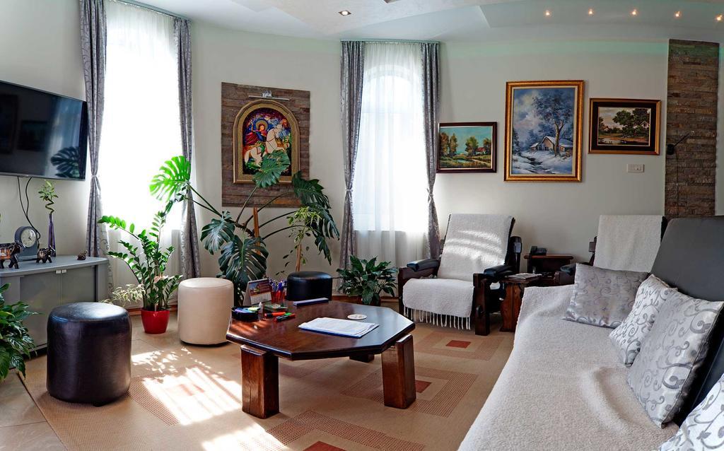 Vila Madams - Palic-Serbia Dış mekan fotoğraf